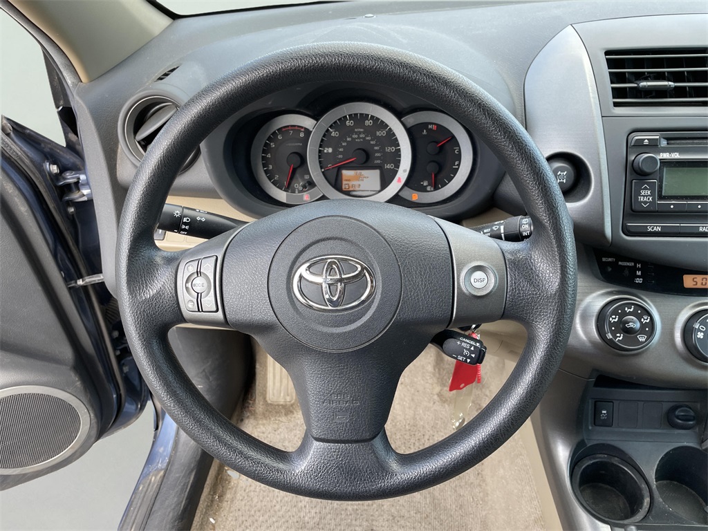 2012 Toyota RAV4 Base photo 24