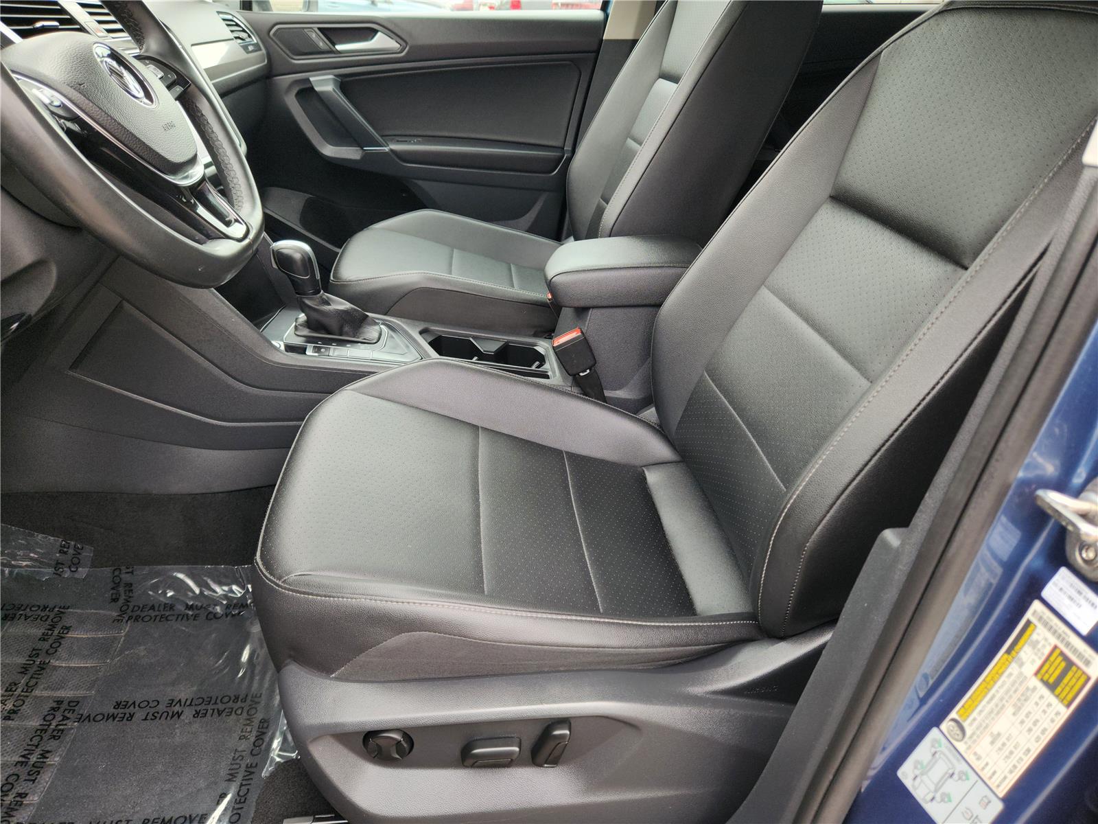 2020 Volkswagen Tiguan SE photo 9