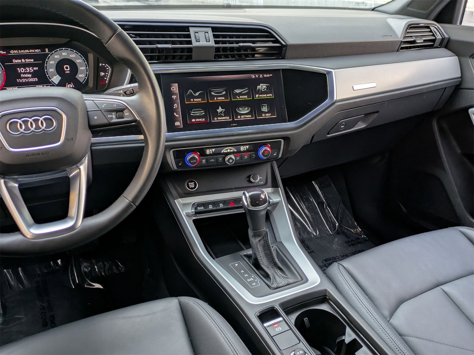 2023 Audi Q3 S line Premium photo 3