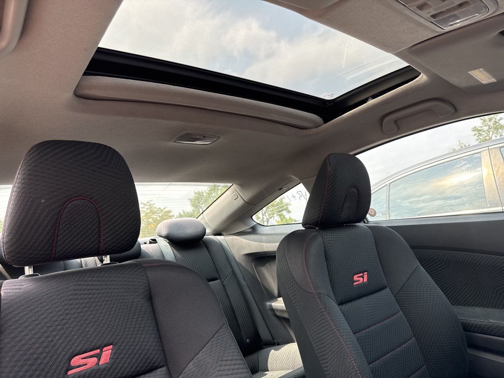 2012 Honda Civic Si photo 7