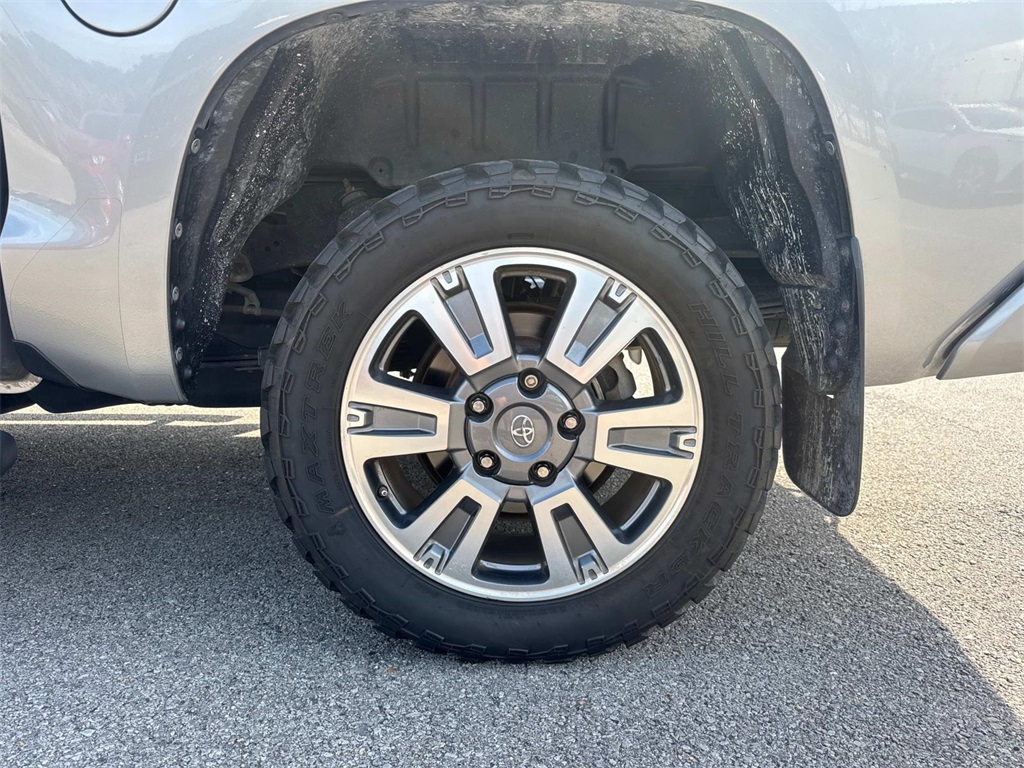 2020 Toyota Tundra Platinum Grade photo 4