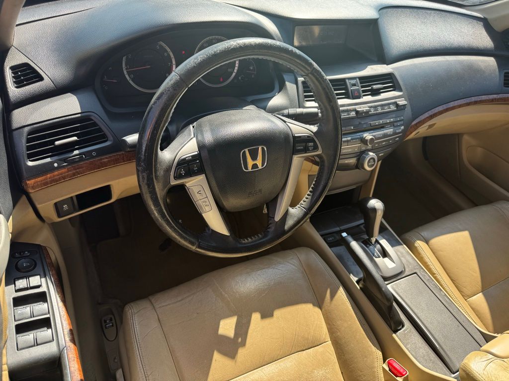 2011 Honda Accord EX-L photo 17