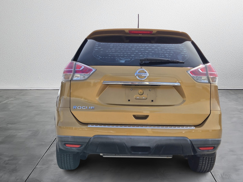 2015 Nissan Rogue S photo 4