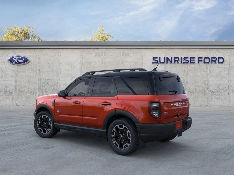 2024 Ford Bronco Sport Outer Banks photo 4
