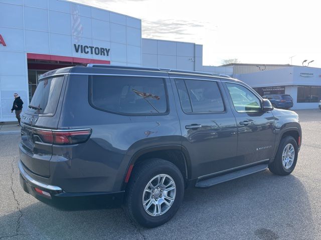 2024 Jeep Wagoneer Base photo 3