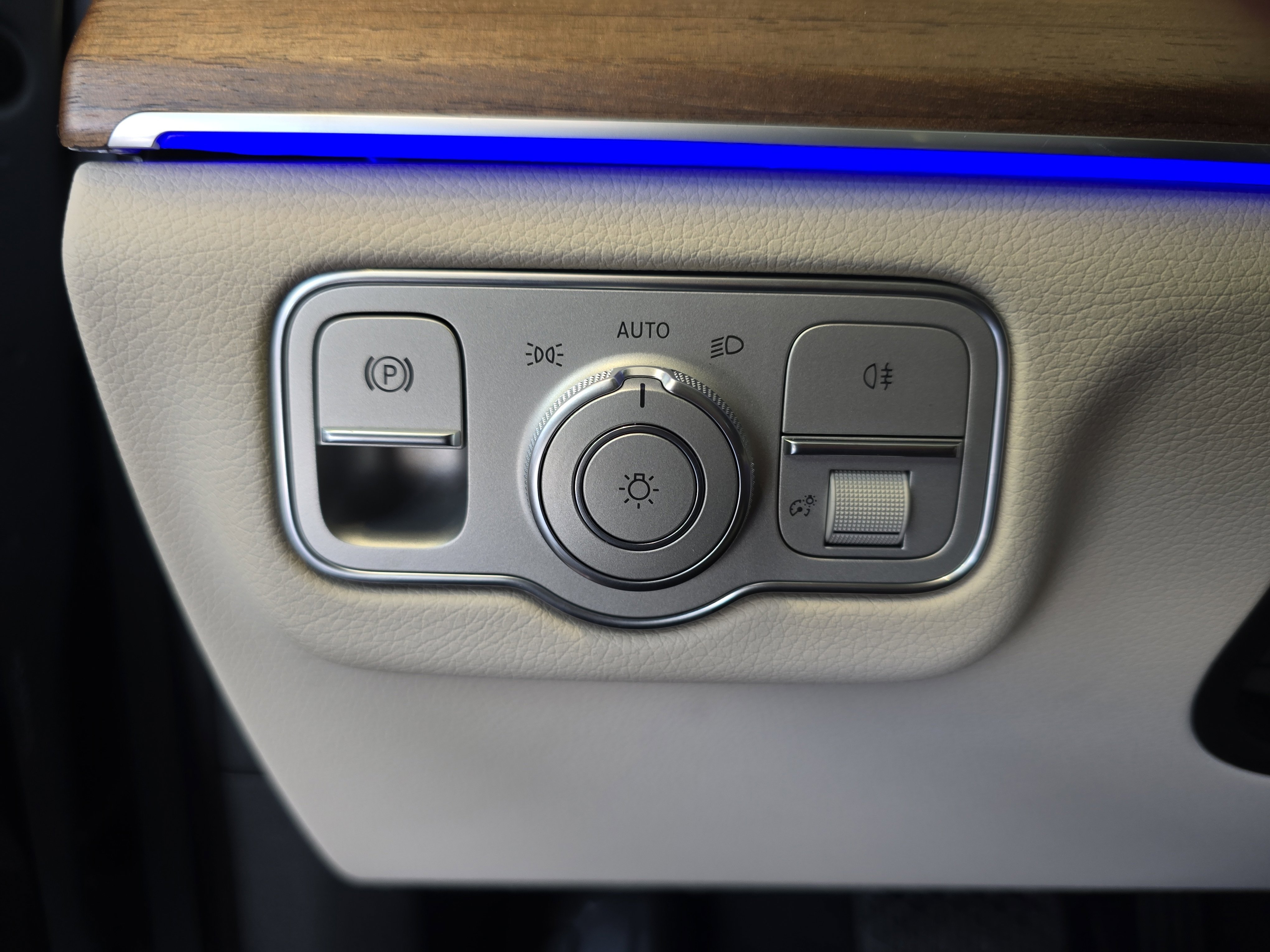 2025 Mercedes Benz GLE 350 4MATIC photo 10