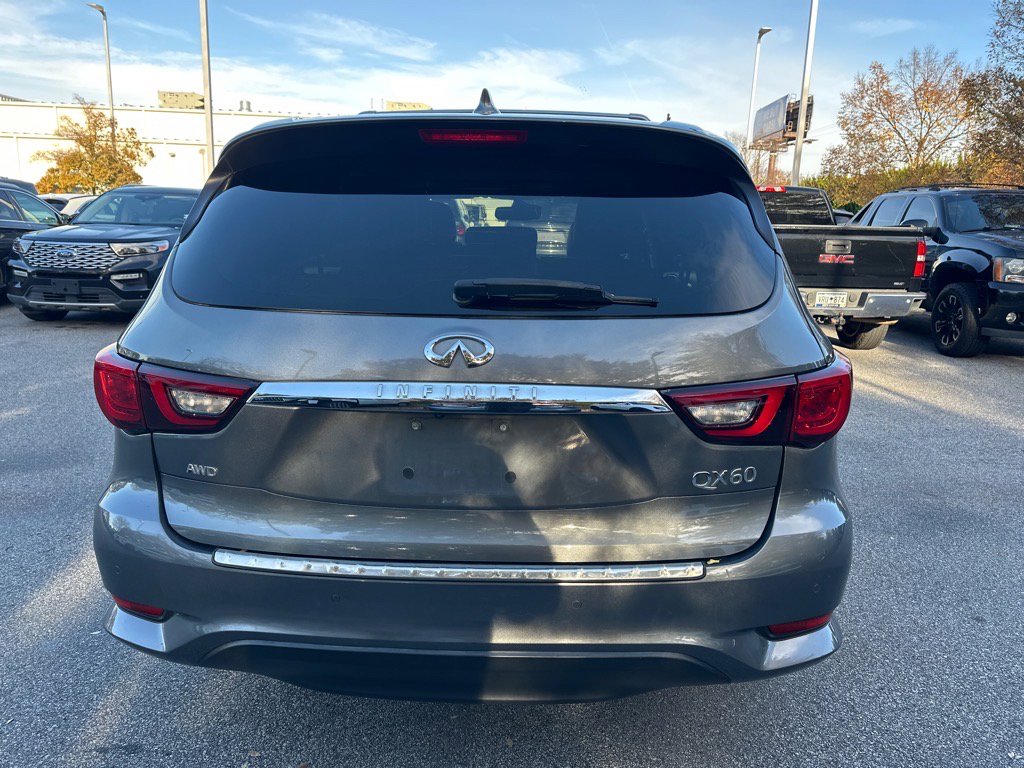 2020 Infiniti QX60 Luxe photo 4