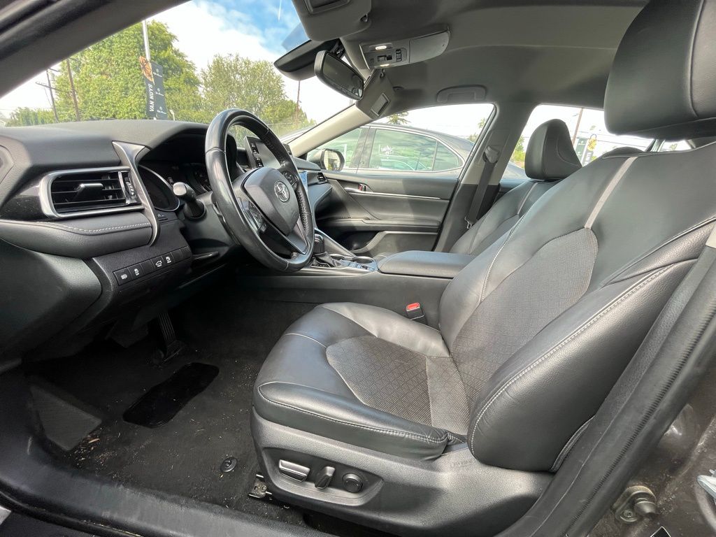 2023 Toyota Camry XSE photo 6