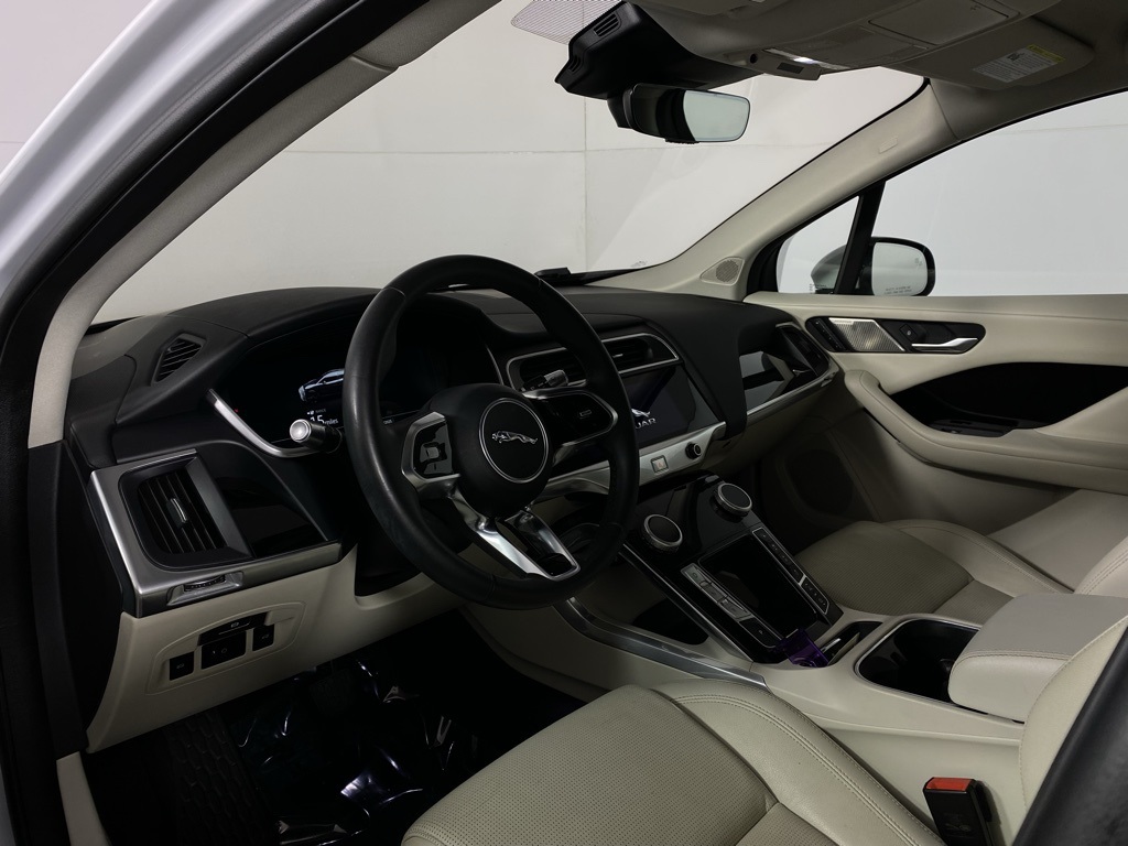 2020 Jaguar I-PACE SE photo 9