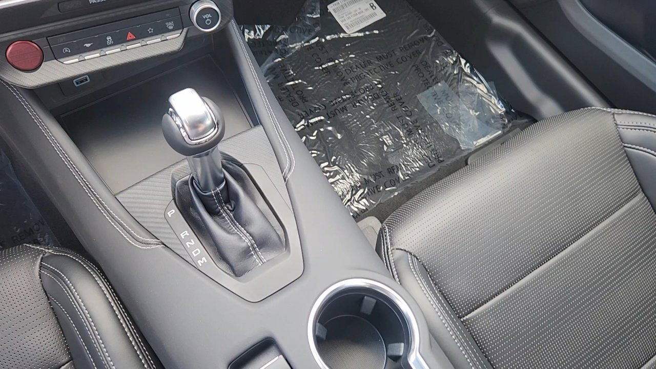 2025 Ford Mustang GT Premium photo 16
