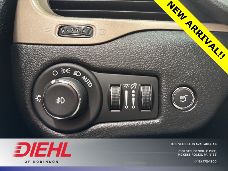 2014 Jeep Cherokee Latitude photo 21
