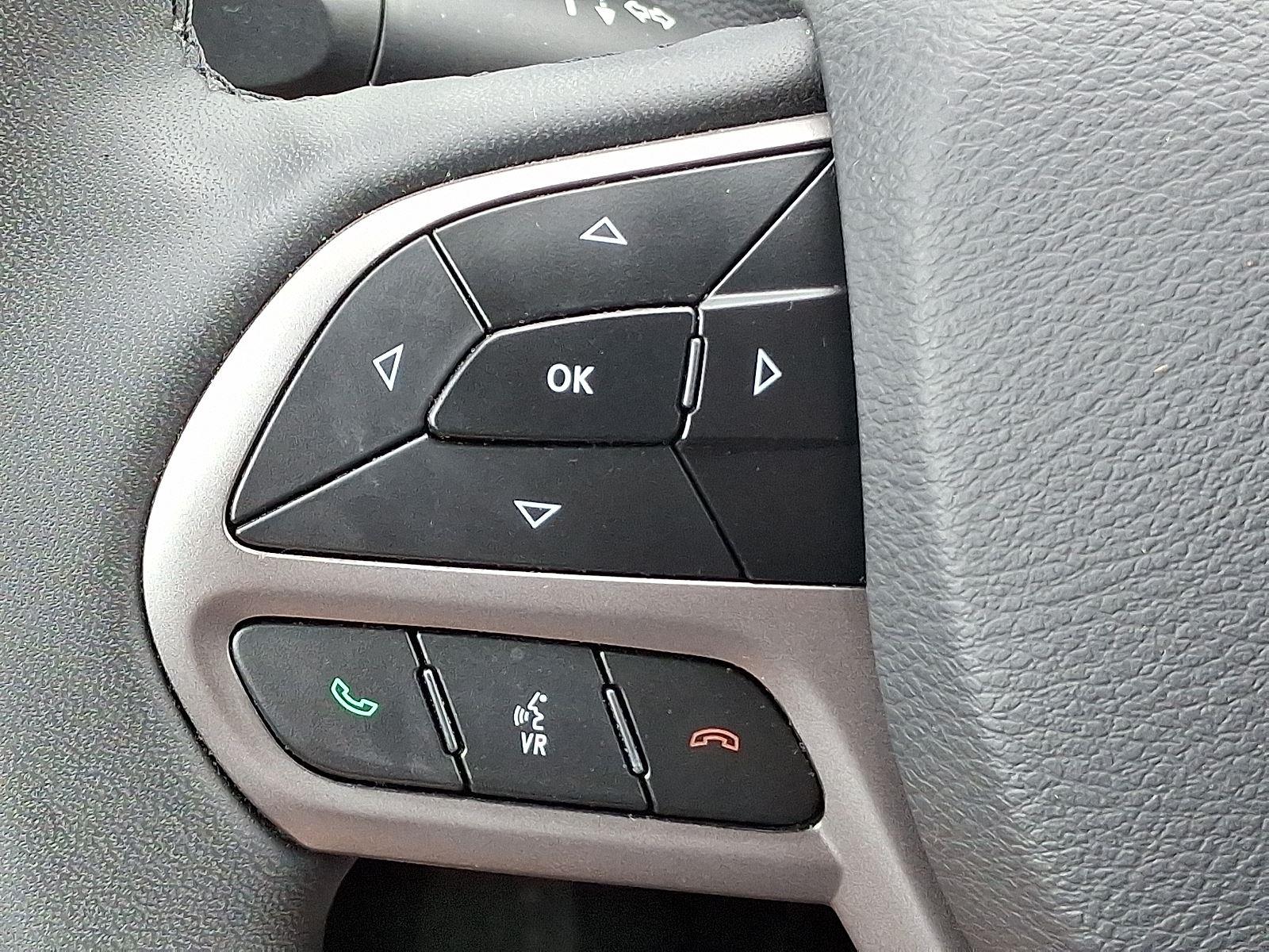 2022 Jeep Cherokee Latitude Lux photo 20