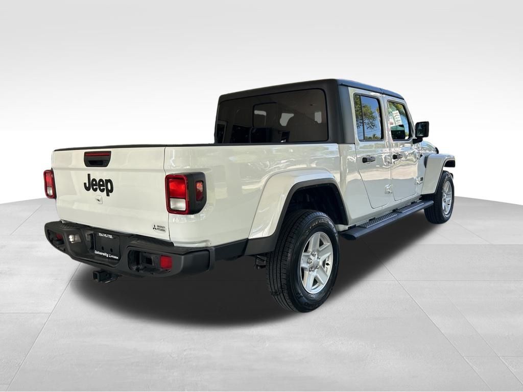 2023 Jeep Gladiator Sport S photo 2