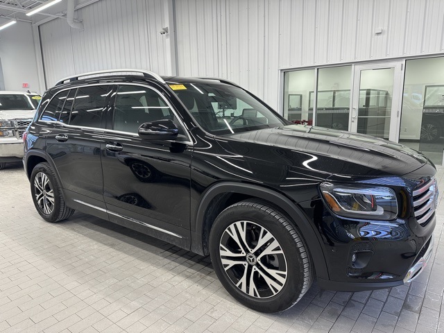 2024 Mercedes-Benz GLB Base's photo