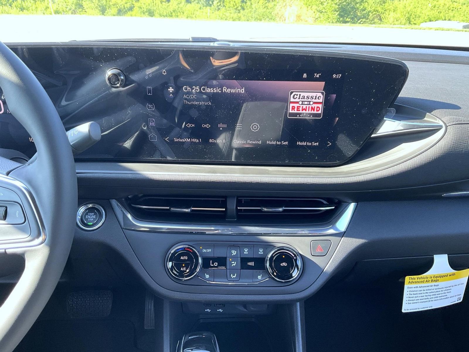 2025 Buick Envista Preferred photo 13