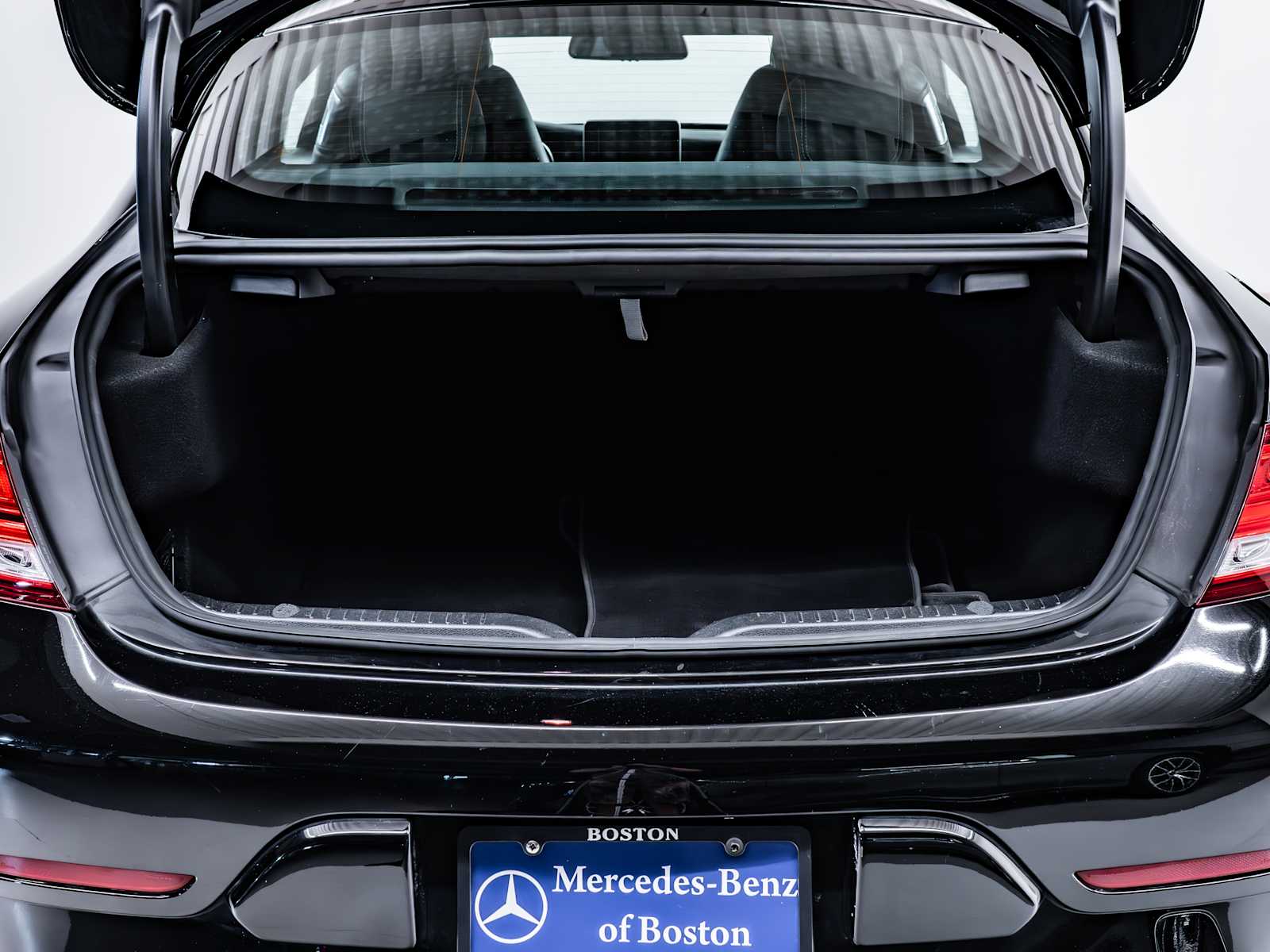 Image of Pre-Owned 2018 Mercedes-Benz C 300 4MATIC