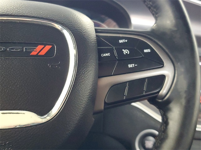 2019 Dodge Charger SXT photo 15