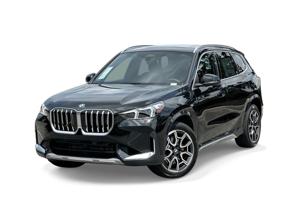2026 BMW X1 28i's photo