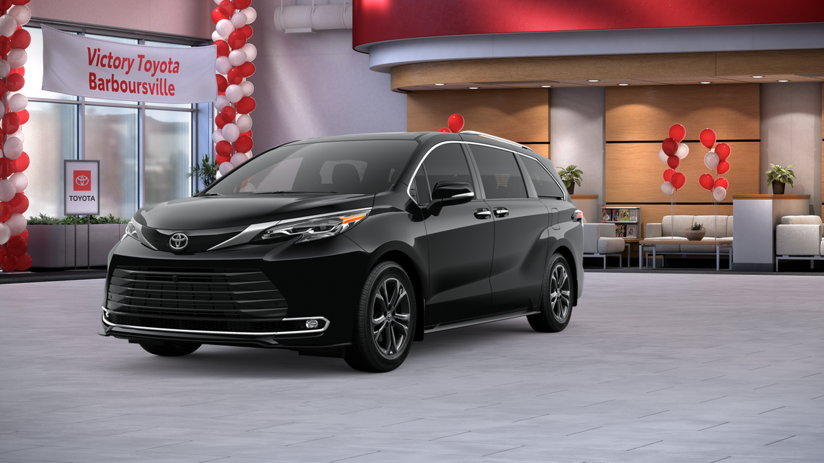 2026 Toyota Sienna Platinum's photo