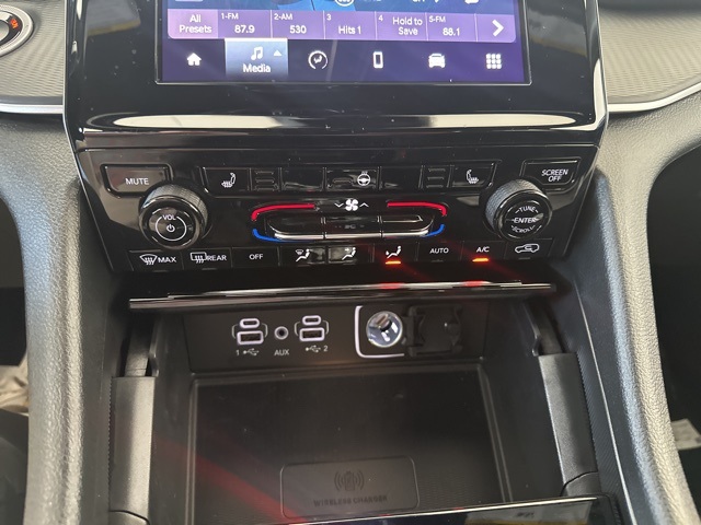 2025 Jeep Grand Cherokee Altitude photo 16