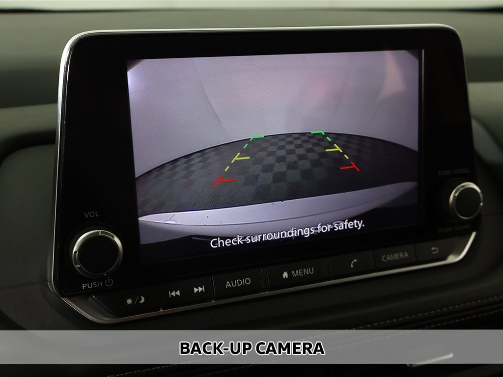 2024 Nissan Rogue SV photo 4