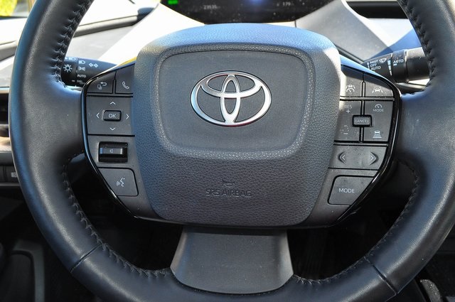 2023 Toyota Prius XLE photo 25