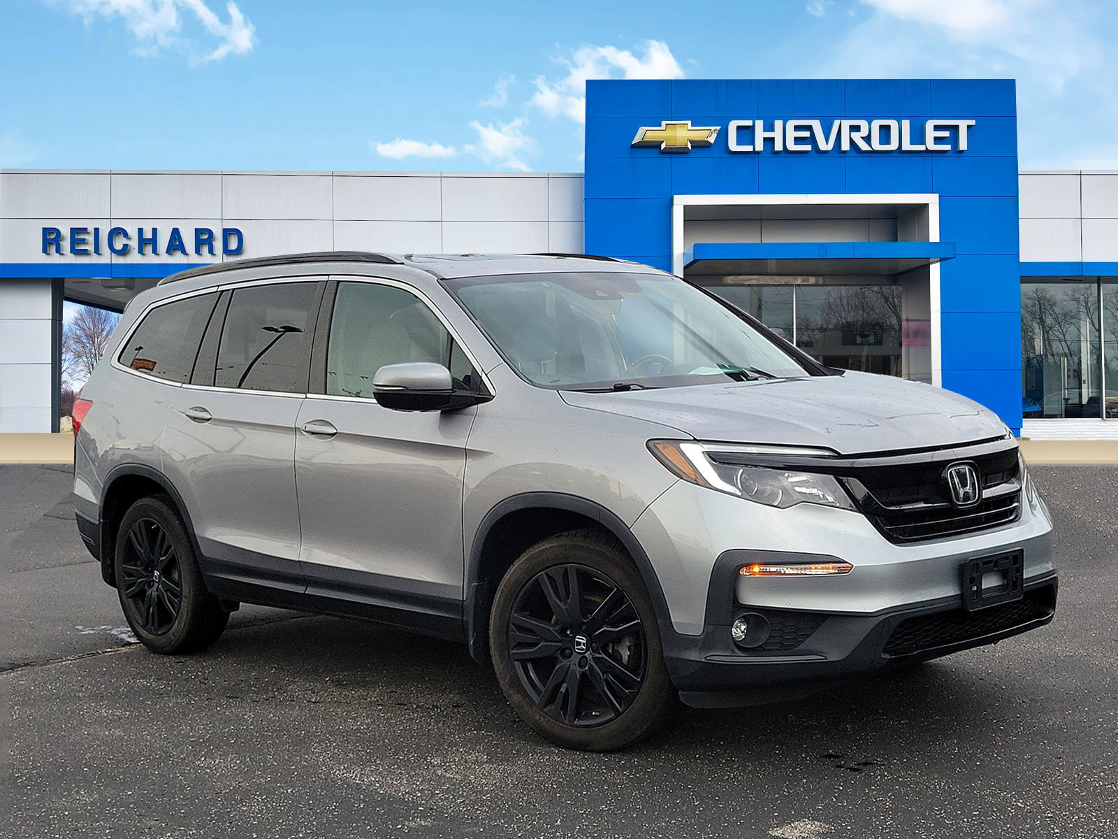 2021 Honda Pilot SE's photo