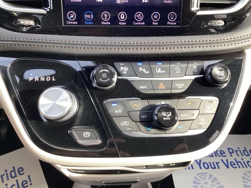 2018 Chrysler Pacifica Limited photo 31