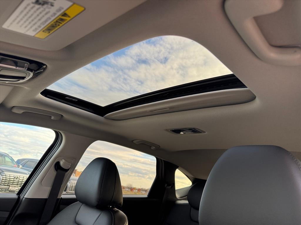 2026 Hyundai Tucson SEL Convenience photo 3