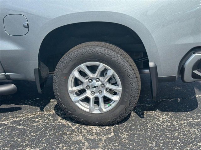 2026 Chevrolet Silverado 1500 RST photo 4