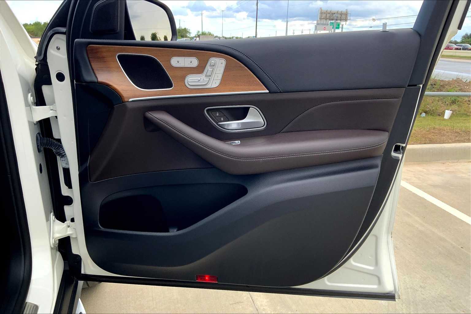 2022 Mercedes Benz GLE 450 4MATIC photo 18