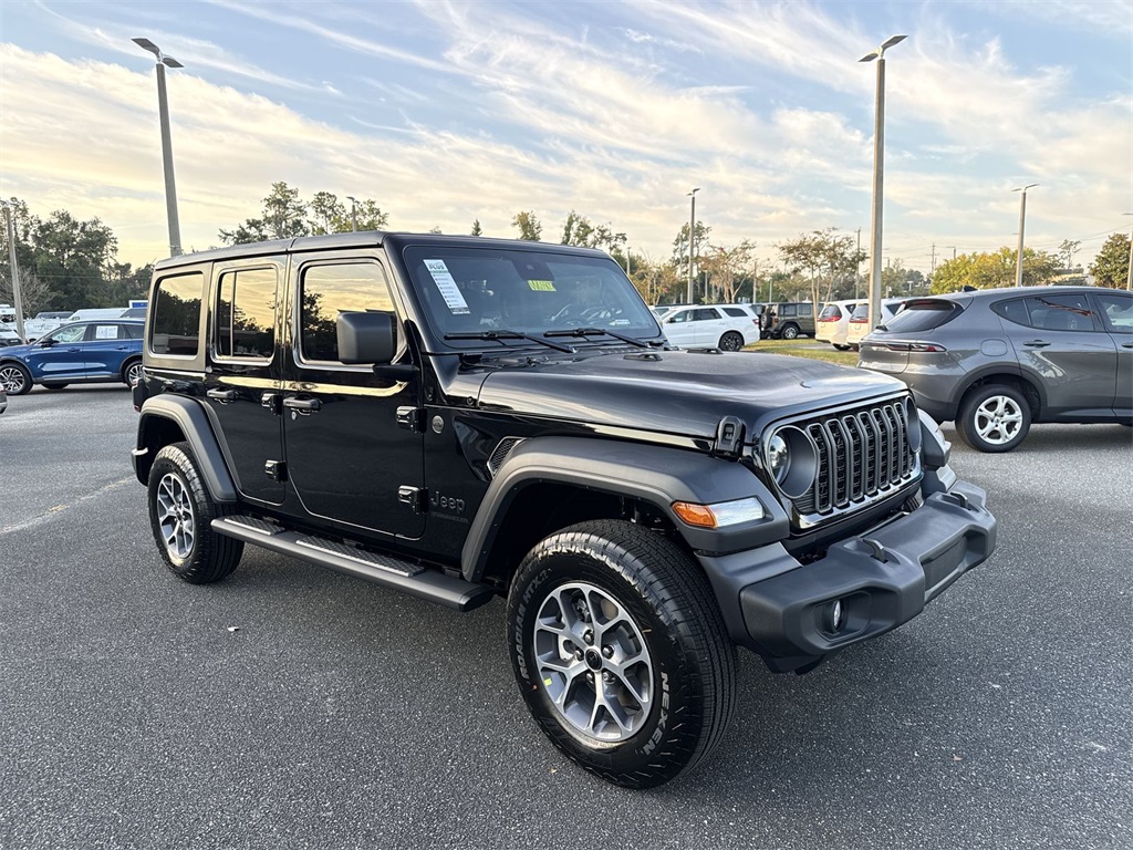 2025 Jeep Wrangler 4-Door Sport S's photo