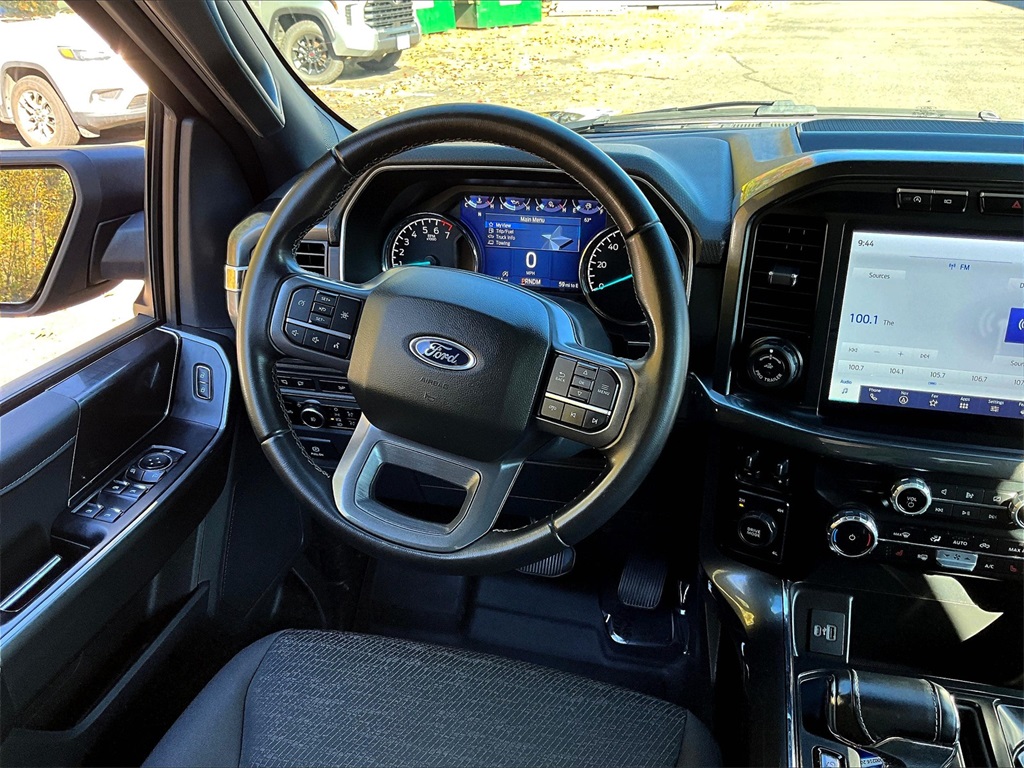 2023 Ford F-150 XLT photo 16