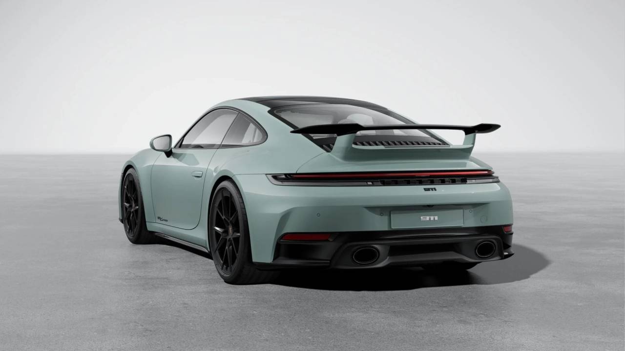 2026 Porsche 911 T photo 2