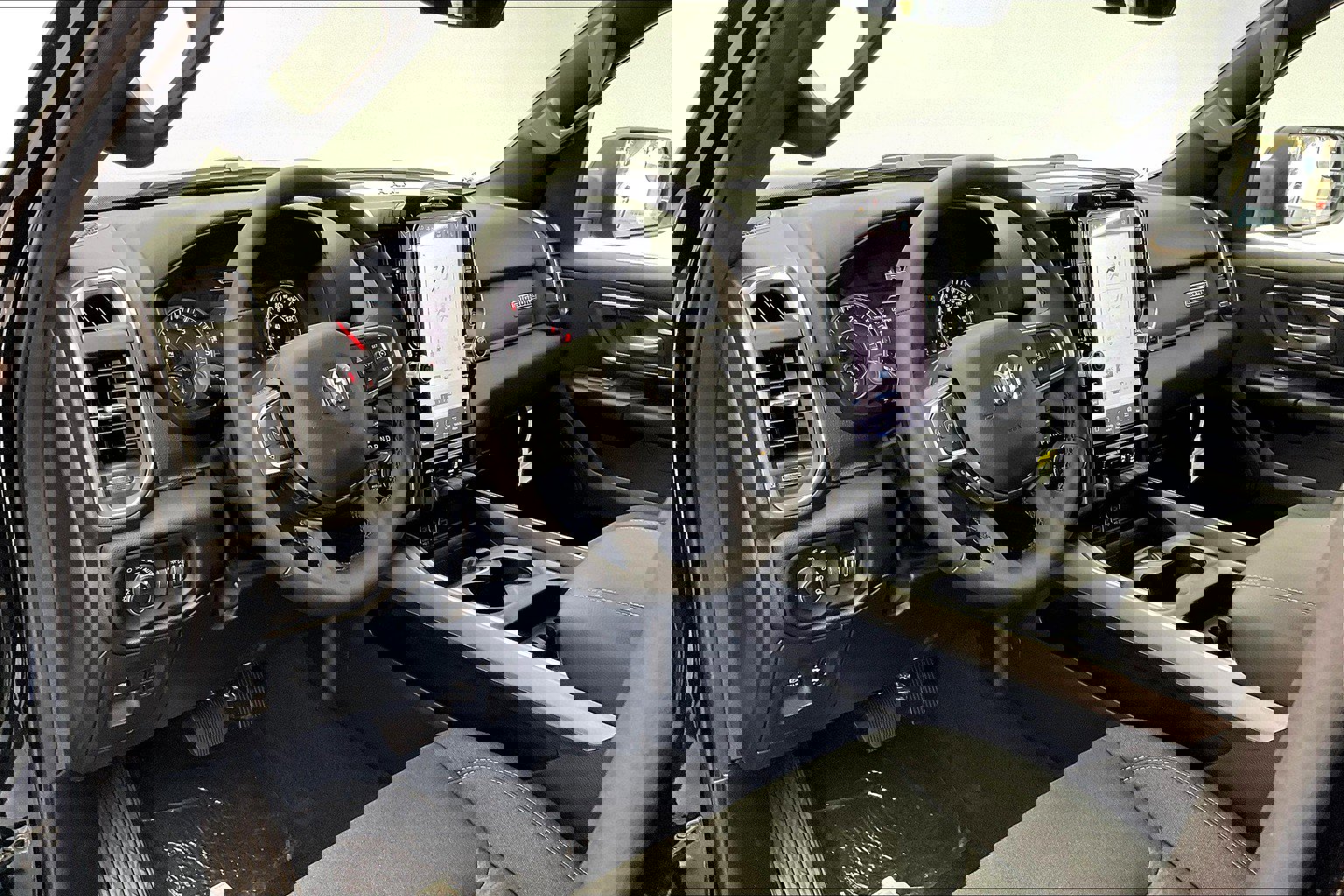 2025 Ram 1500 Big Horn photo 4