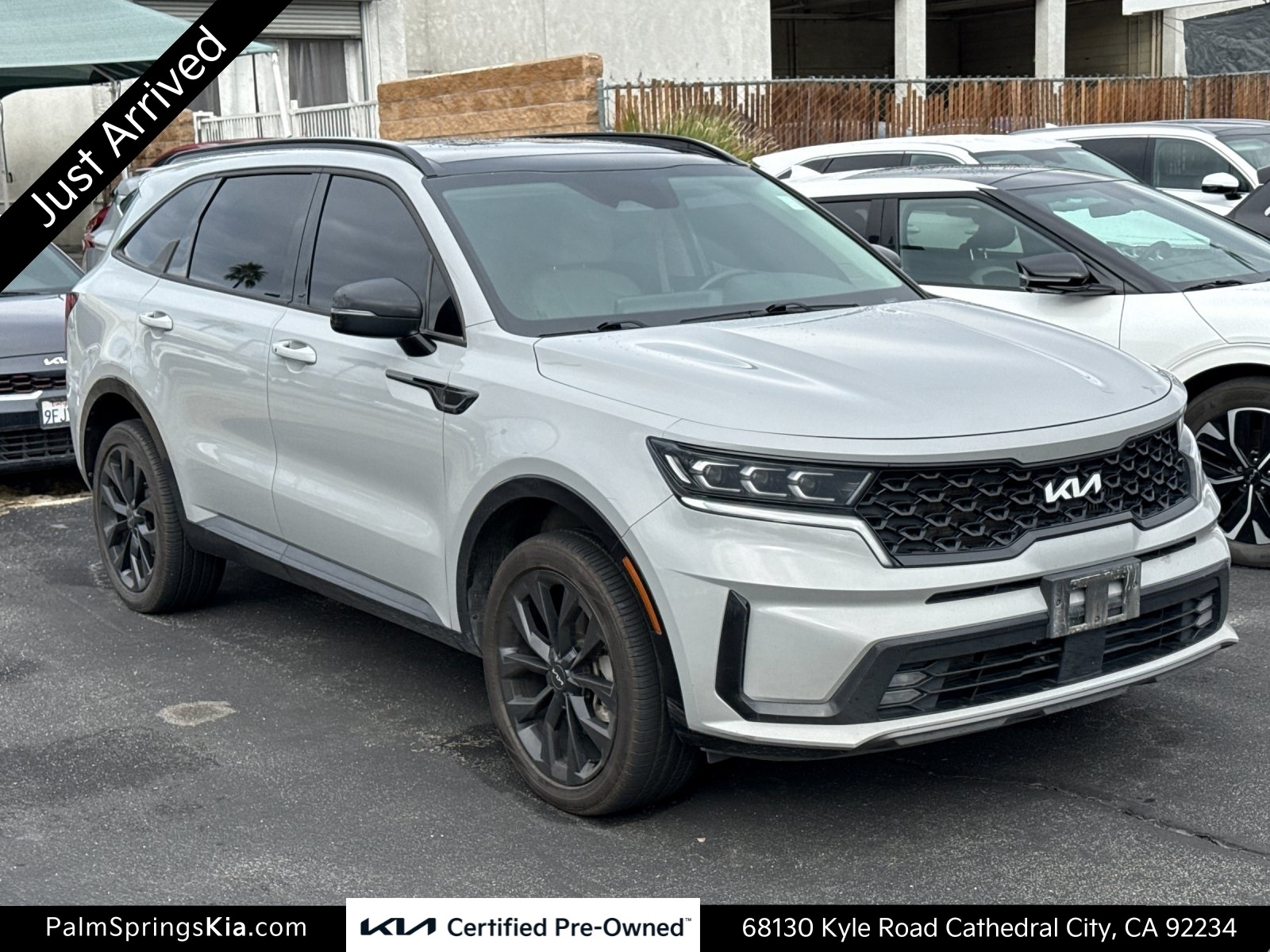 2022 Kia Sorento SX's photo