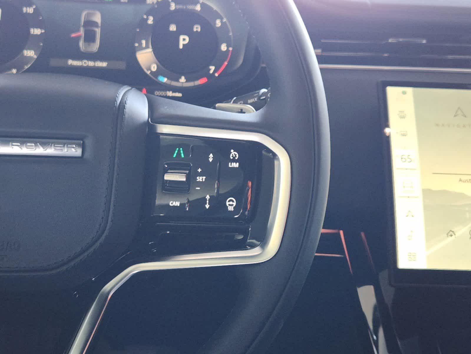 2025 Land Rover Range Rover Sport SE photo 15