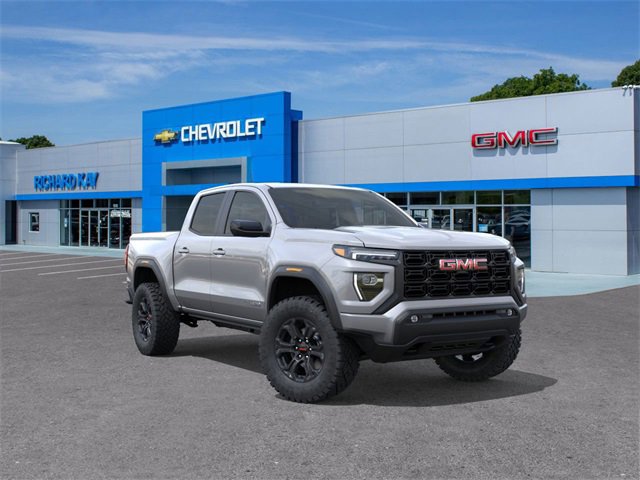 2025 GMC Canyon Elevation's photo