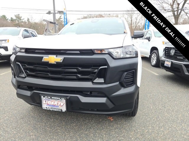 2024 Chevrolet Colorado Work Truck photo 2