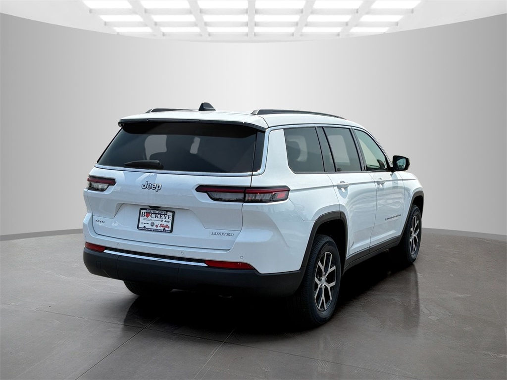 2025 Jeep Grand Cherokee Limited photo 3