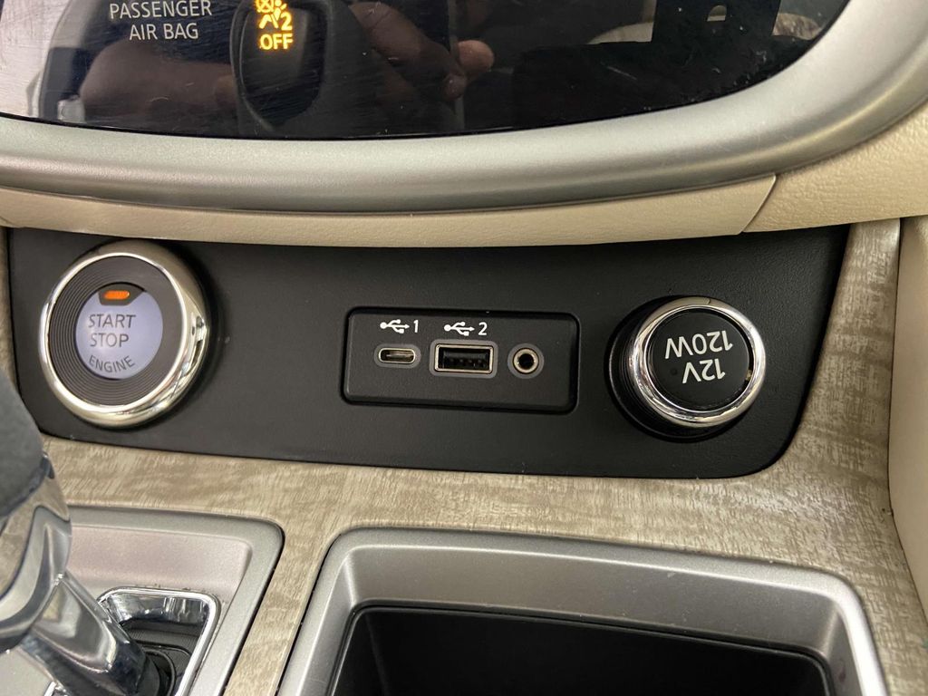 2024 Nissan Murano SL photo 13