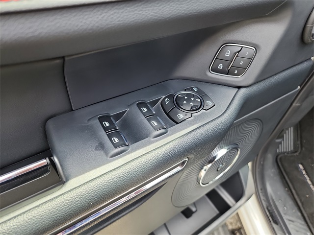 2024 Ford Expedition Limited photo 13