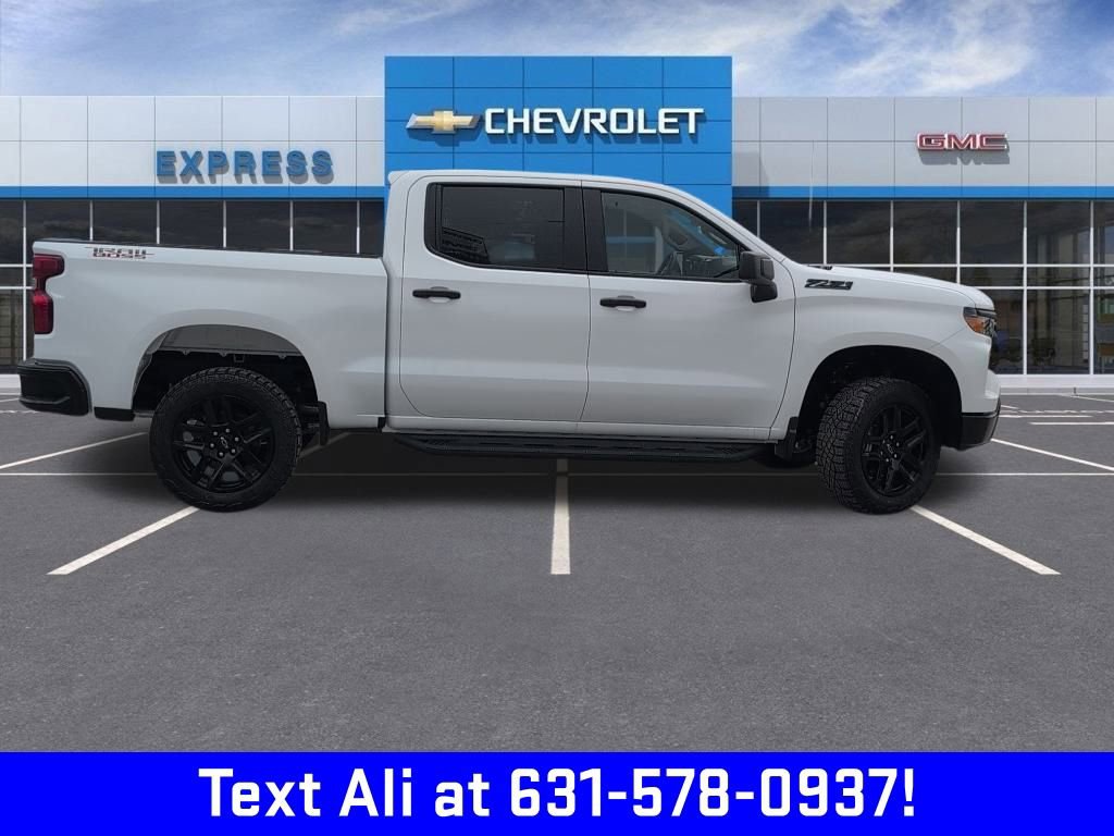 2024 Chevrolet Silverado 1500 Custom Trail Boss photo 2