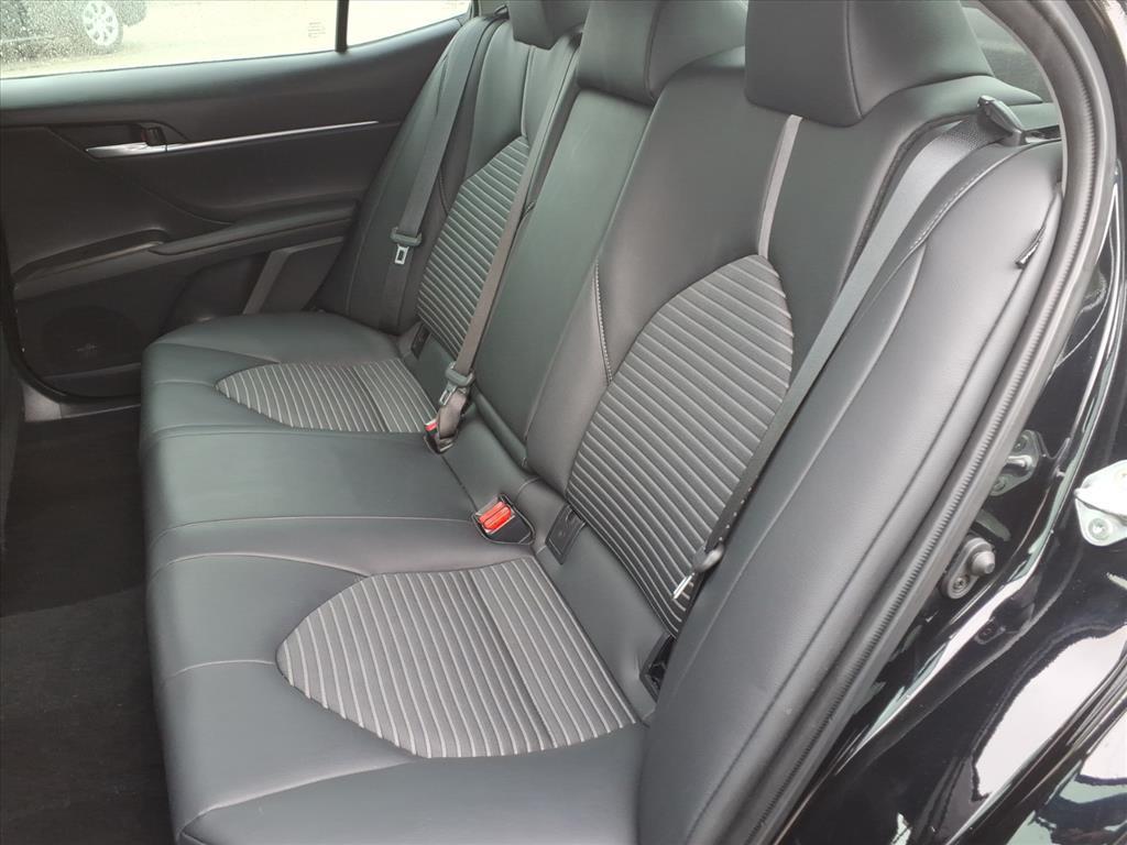 2023 Toyota Camry SE photo 9