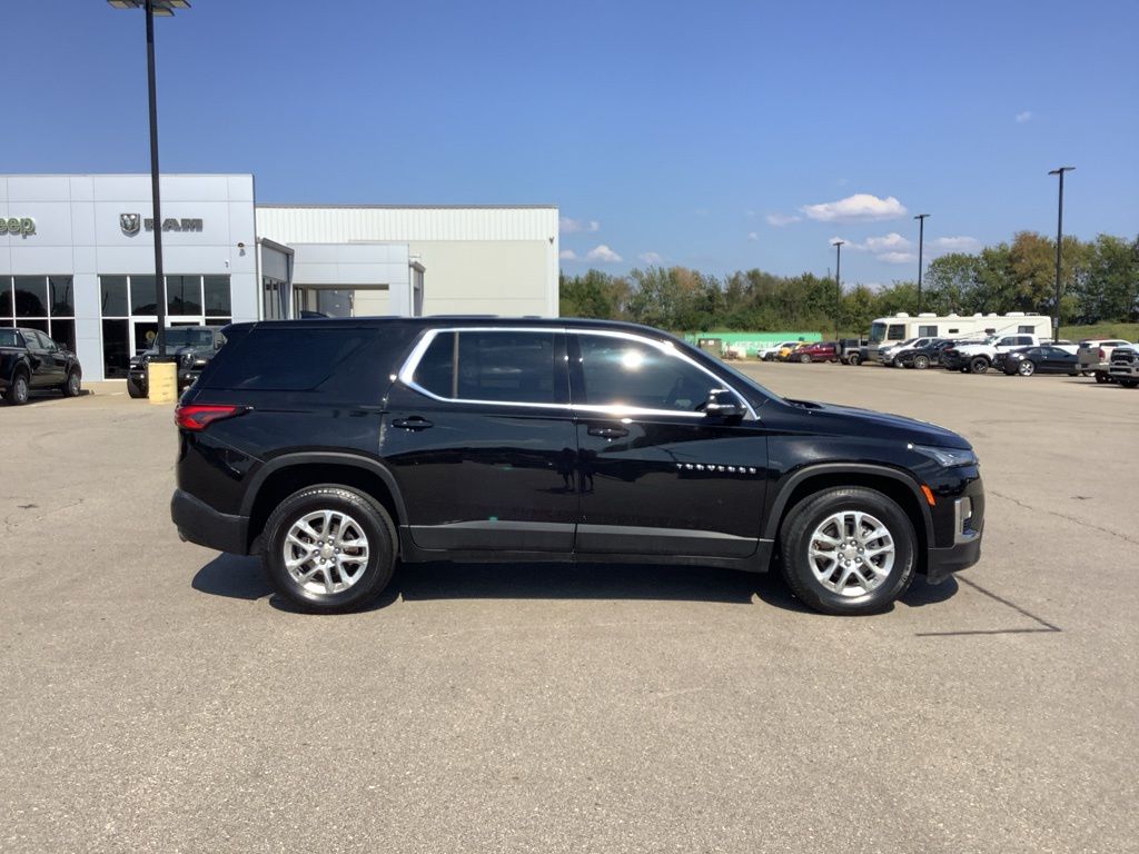 2023 Chevrolet Traverse LS photo 8