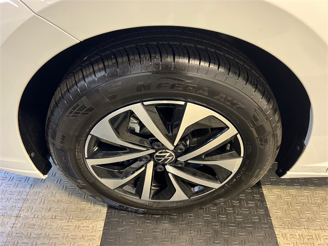 2026 Volkswagen Jetta 1.5T S photo 8
