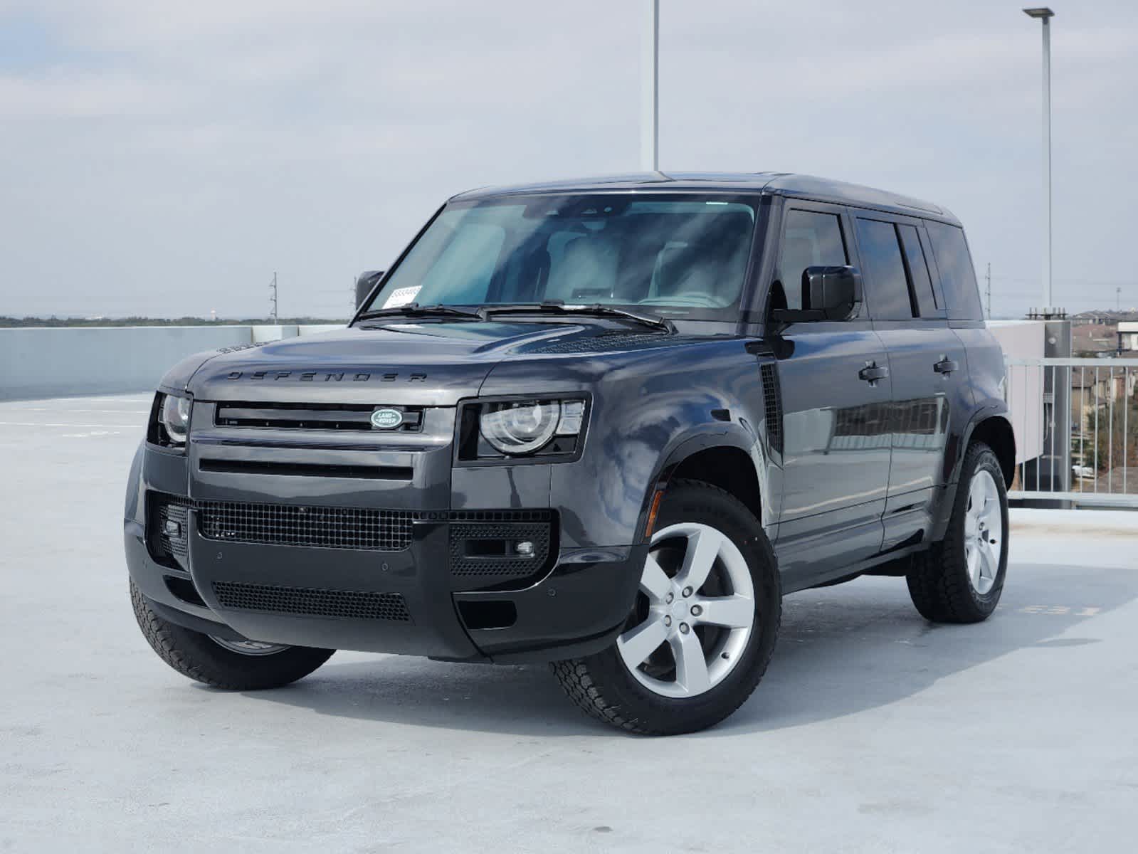 2025 Land Rover Defender X-Dynamic SE's photo