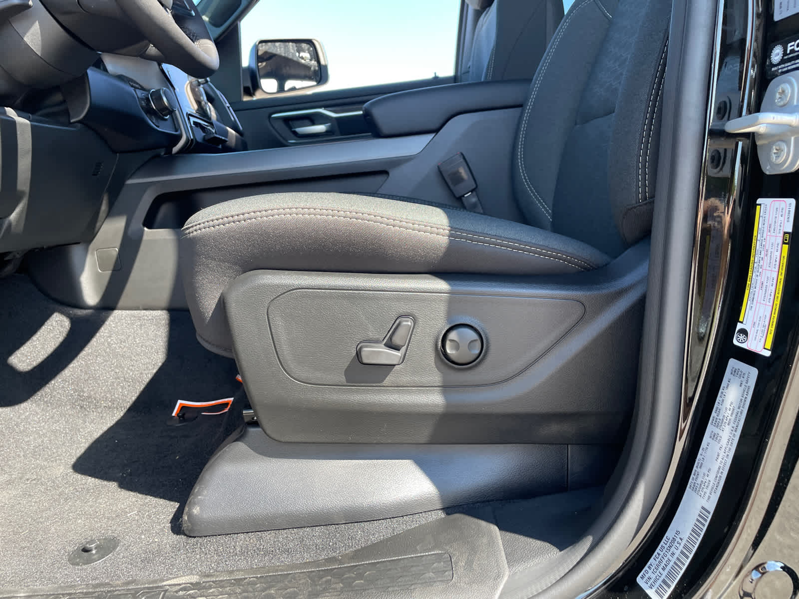 2025 Ram 1500 Big Horn photo 19