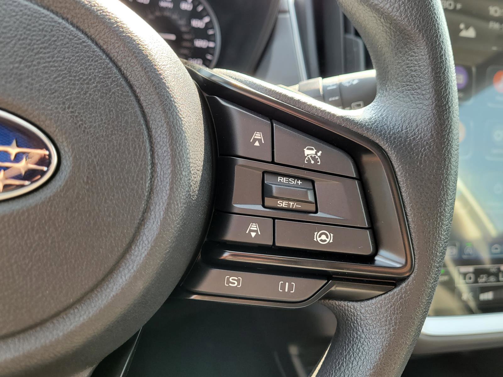 2025 Subaru Crosstrek Premium photo 7