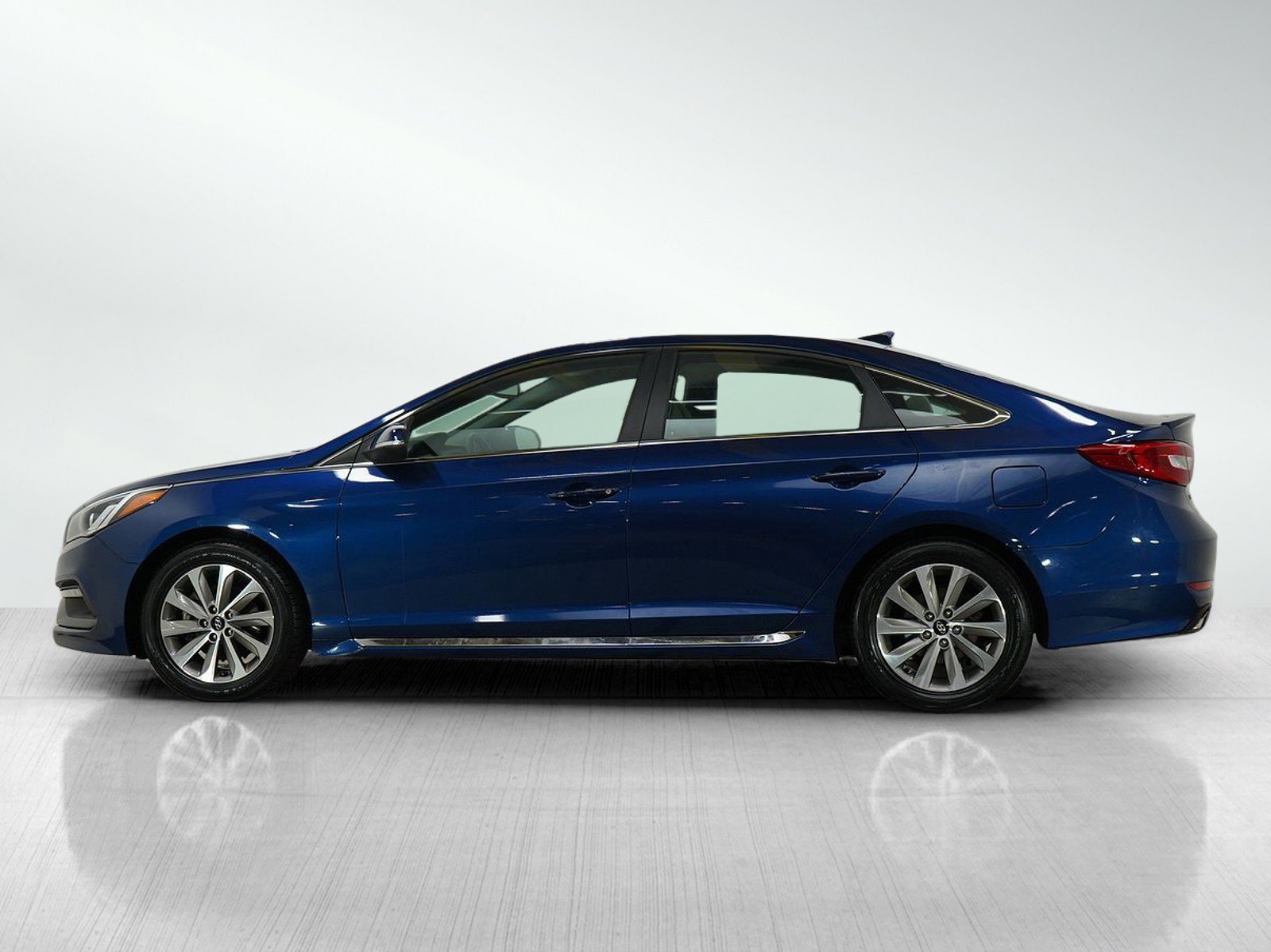 Used 2015 Hyundai Sonata Sport with VIN 5NPE34AF8FH063334 for sale in Minneapolis, Minnesota